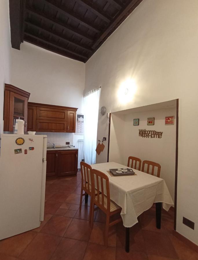 Appartamento al Vicolo Torlonia Tivoli Esterno foto